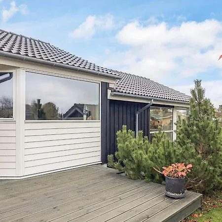 Дом отдыха 8 Person In Bogense-by Traum