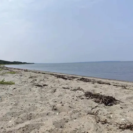 8 Person In Bogense-by Traum Богенсе